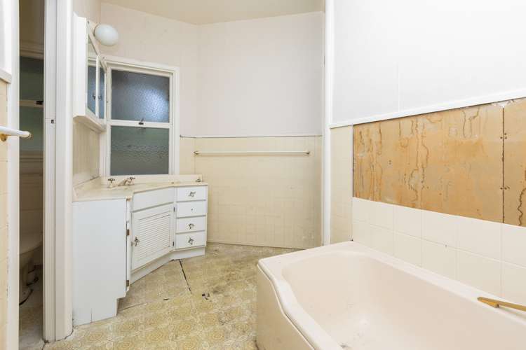 9 Rapaki Road Hillsborough_16