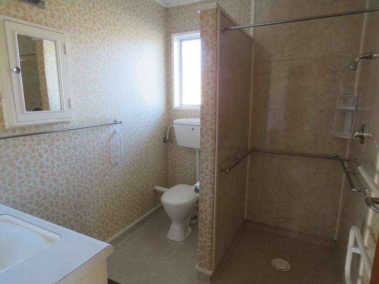 1/361 Burnett Street Ashburton_3