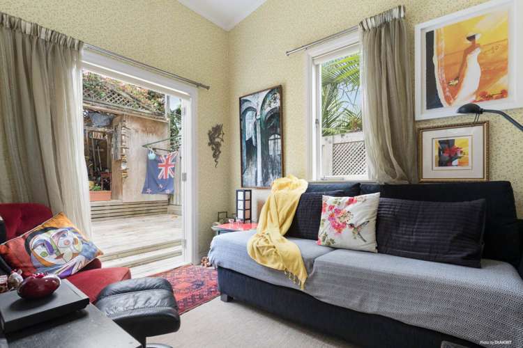 10 Spring Street Devonport_12