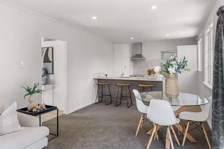 97 Bassett Street Burwood_6