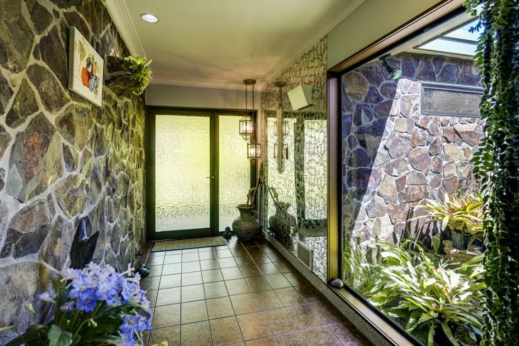 391 Westminster Avenue Tamatea_21