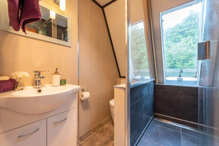 15/10 Pitarua Street Thorndon_8