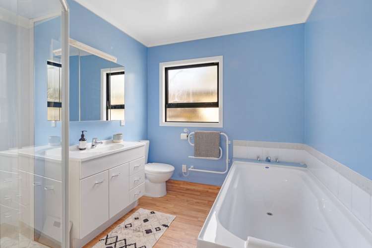 2768 Lake Ferry Road Martinborough_14