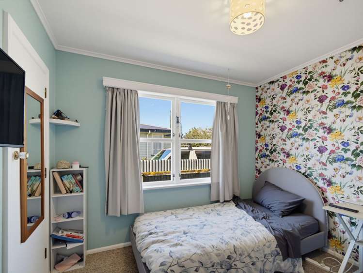 14 Hitchings Ave Onekawa_12
