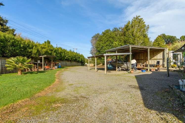 249 Plummers Point Road Whakamarama_14