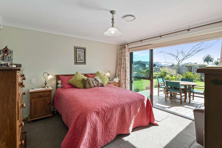 10 Gladys Place Levin_12