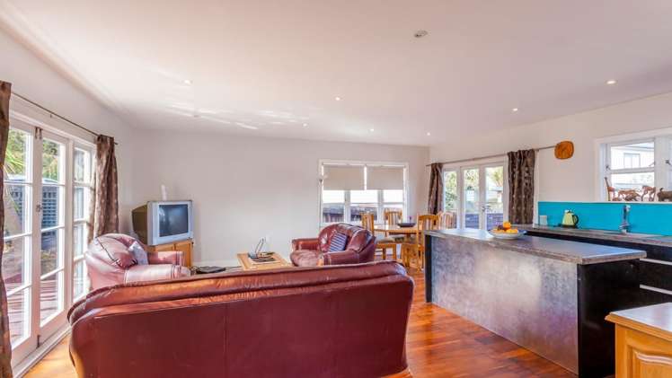 28 Routley Drive Glen Eden_4