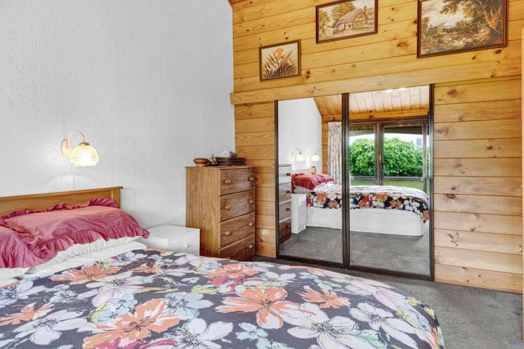 16 Heaphy Road Opunake_17