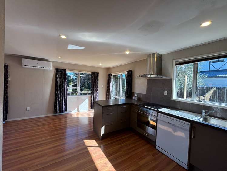 104 Aviemore Drive Highland Park_5