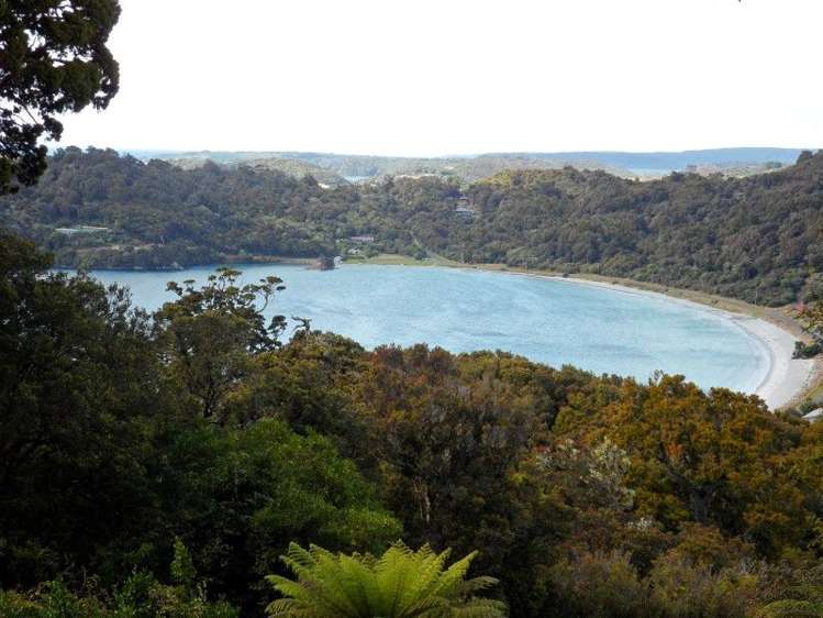 361 Back Road Stewart Island/Rakiura_1