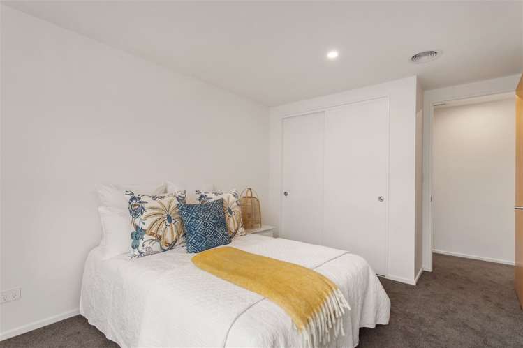 20a Wroxton Terrace Merivale_13