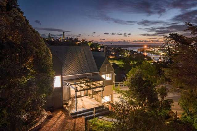 20 Shakespeare Road Bastia Hill_1