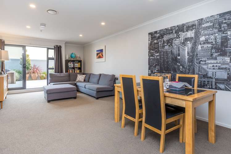 Gb/83 New North Road Eden Terrace_0