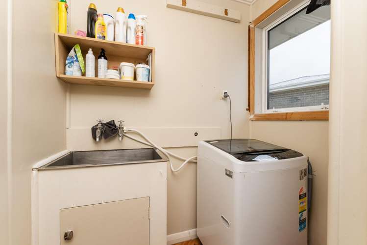 18 Stephen Street Halfway Bush_18