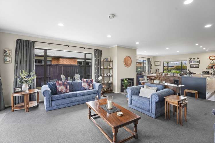 8 Tulip Drive Cambridge_8