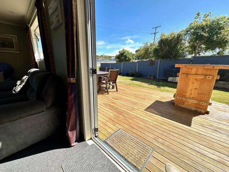 30 Tarata Street Kaka Point_29