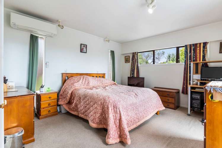 1/12 Diorella Drive Clover Park_7