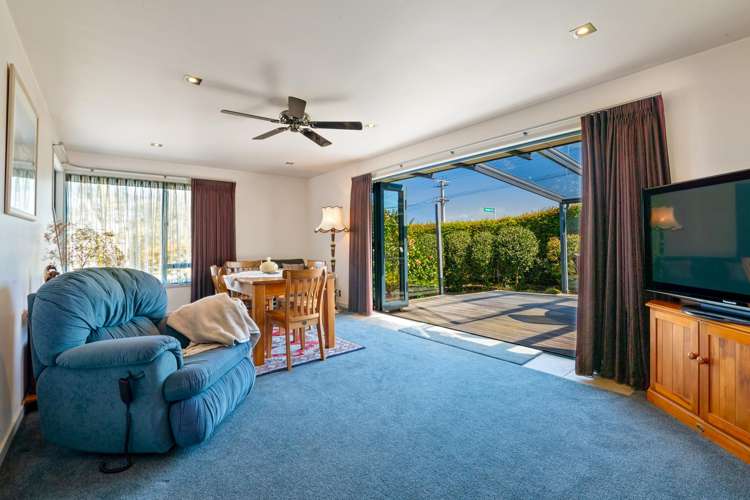 1/2 Dewsbury Terrace Castor Bay_14