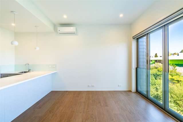 D5/18 Oteha Valley Road Extension Albany_4