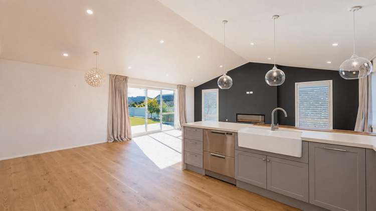 8 Peakedale Drive Matamata_11
