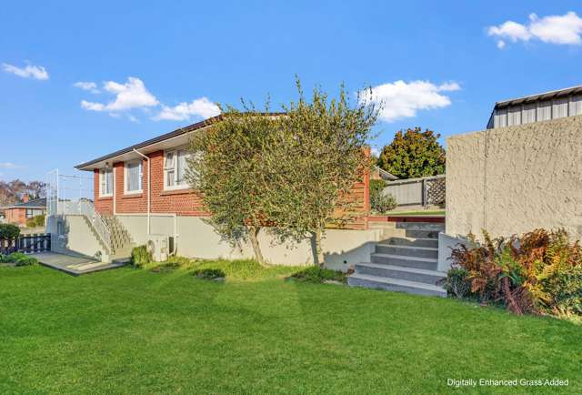 Welcome to Your Next Sunny Home!