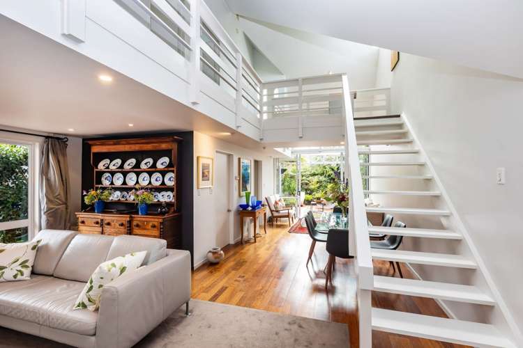 74 Office Road Merivale_13