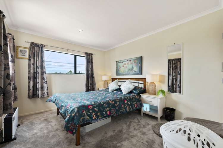 52a Roberts Road Te Atatu South_6