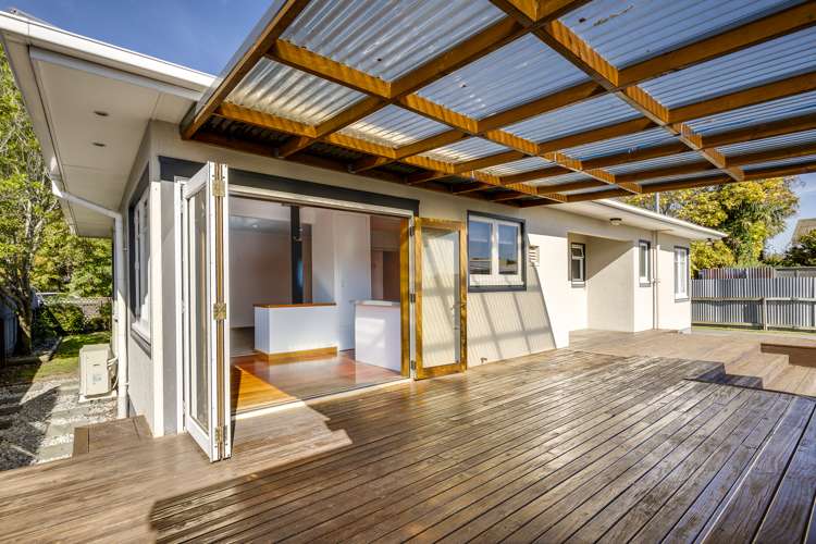 1404 Jellicoe Street Mayfair_2