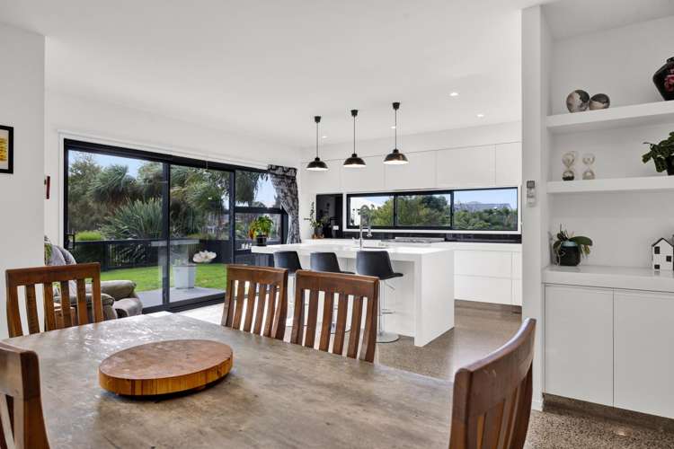 23 Links Drive Waiwhakaiho_8