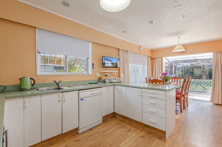 19 Lockhart Avenue Milson_6