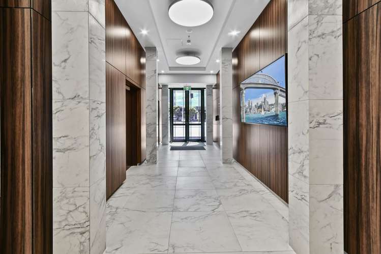 1019/41 Beach Road Auckland Central_12