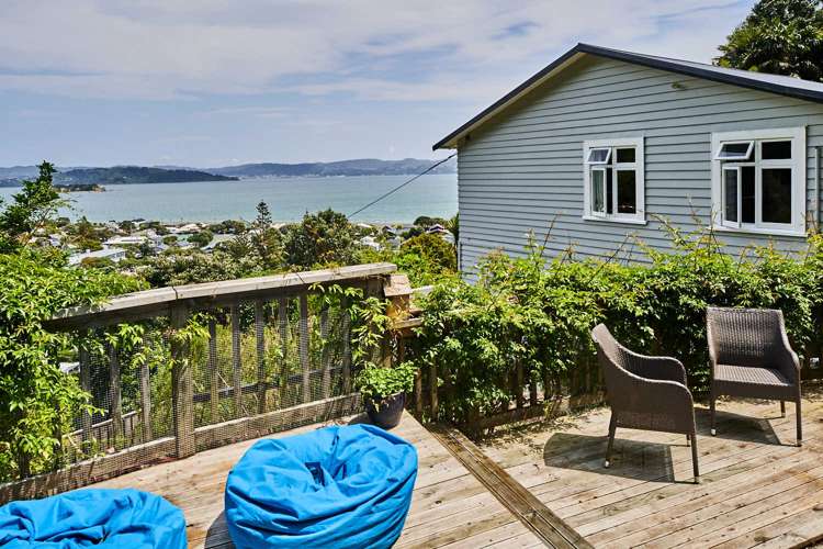 3 Mackenzie Road Eastbourne_21