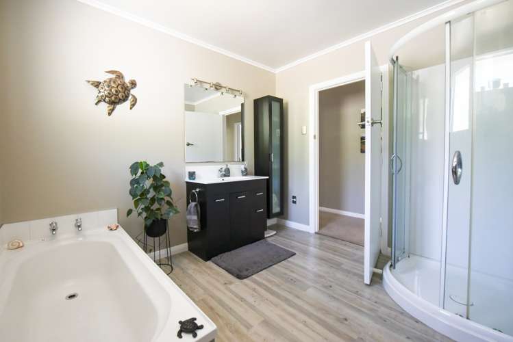 14 Seaview Crescent Picton_17