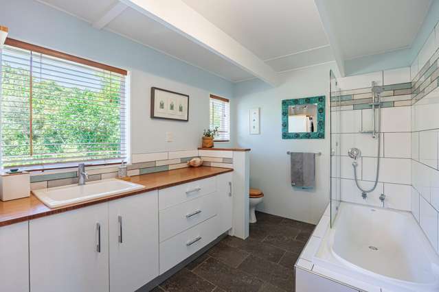 37 Cedar Road Te Awanga_4