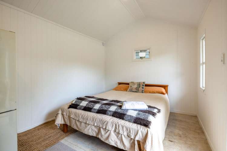 62 Waiheke Road Waiheke Island_11