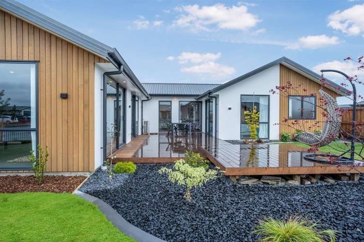 60 Oaks Drive Lincoln_18