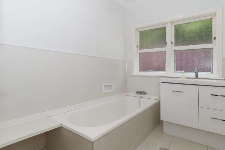 18 Bellevue Road Brookfield_12