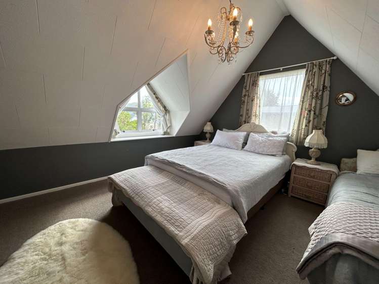 5 Selwyn Avenue Akaroa_9