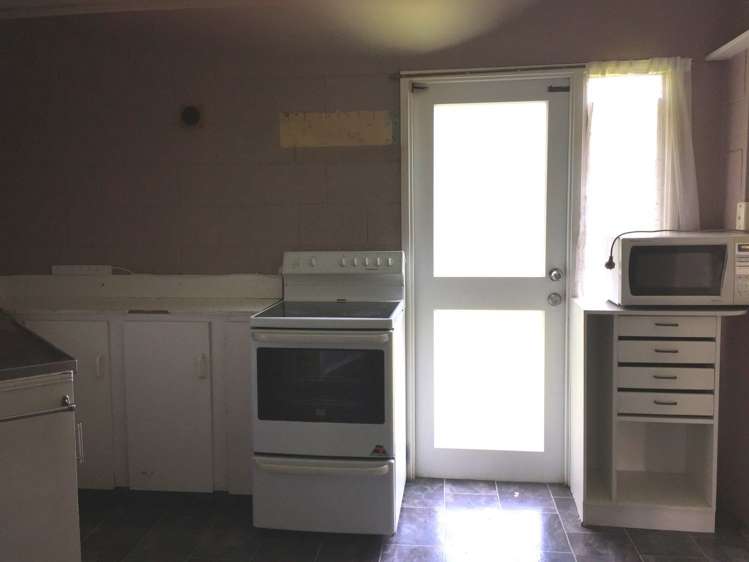 61 Edgewater Drive Pakuranga_3