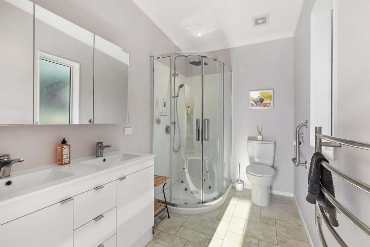 66 Verviers Street Karori_9