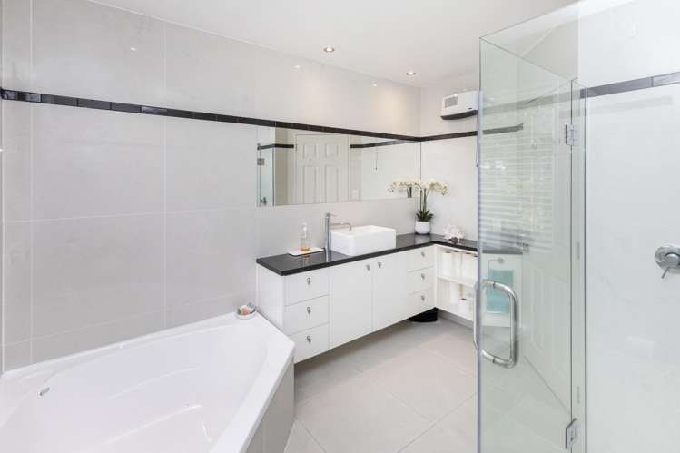 19 Regents Park Drive Casebrook_22