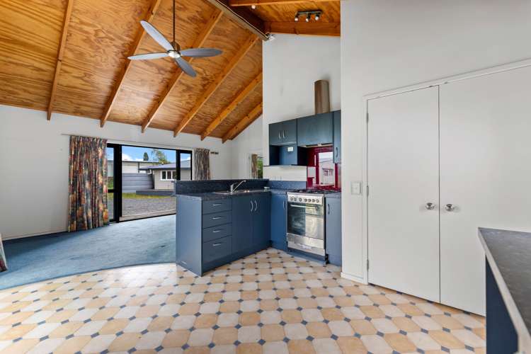 16 Eureka Road Eureka_19