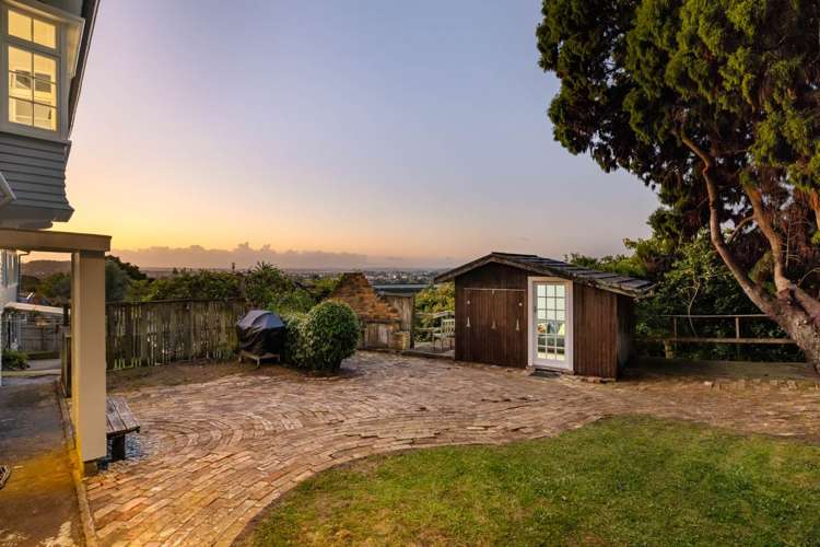 47 Landscape Road Mt Eden_11