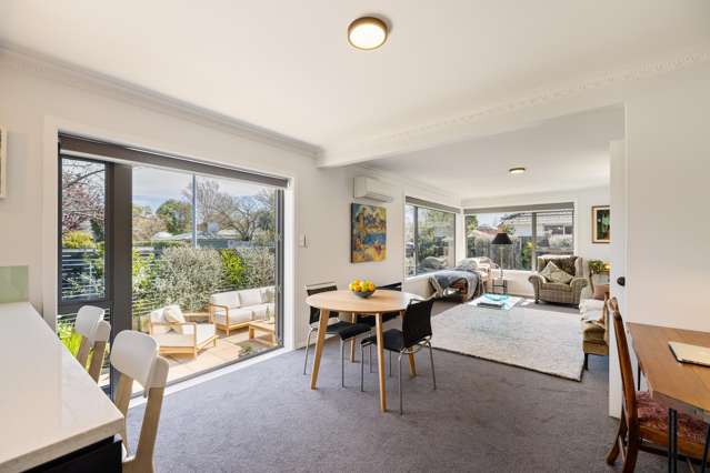 Sunny, Stylish & Superbly Zoned Gem in Riccarton