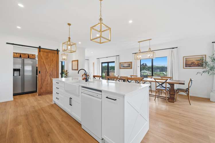 29 Humphries Road Waimumu_7