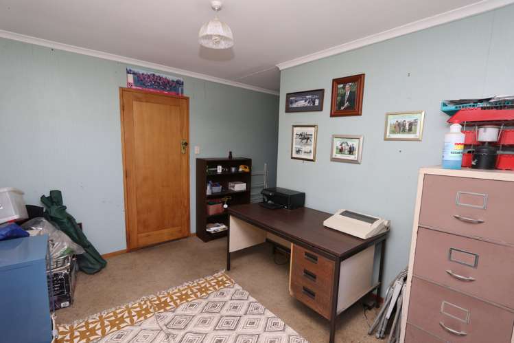 61 Alford Forest Road Allenton_14