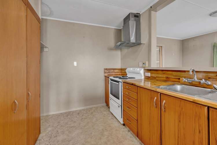 11 Fitzgerald Road Hawera_4