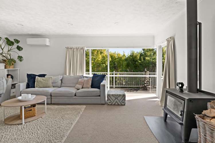 31 Busby Hill_2