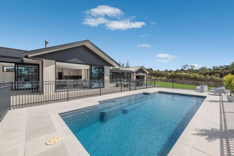 671 Whitford-Maraetai Road Beachlands_1