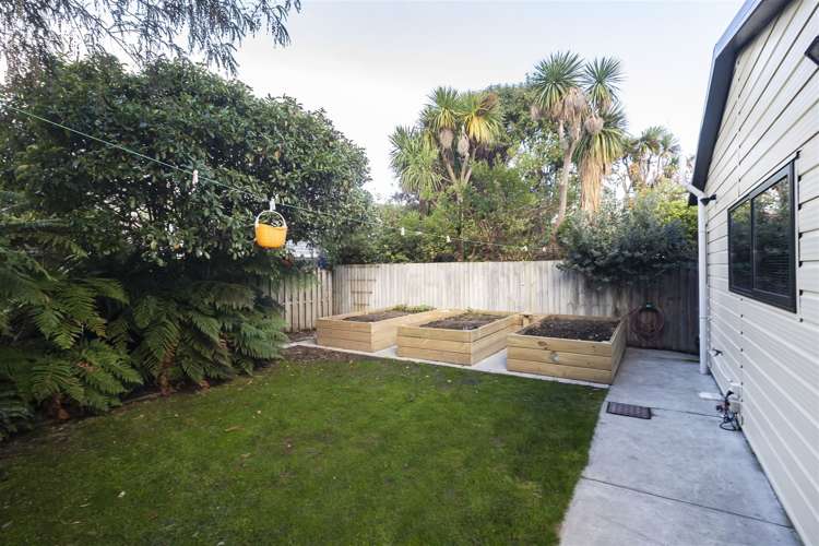 62 Birdwood Avenue Beckenham_12